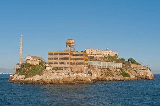 2-Day Alcatraz Visit + Golden Gate Bridge Bike Tour - Golden Gate bike tour: an easy-to-follow route with real city views