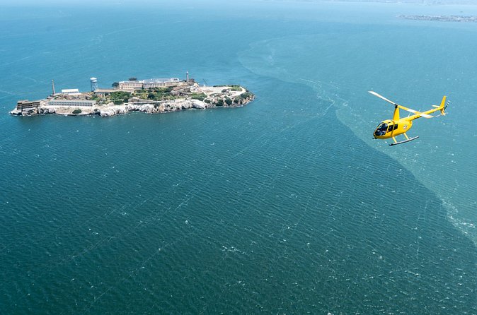 Alcatraz City Sites Helicopter Adventure - The Financial District skyline, with Transamerica Pyramid and Salesforce Tower