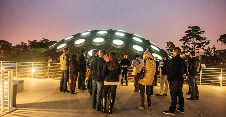 California Academy of Sciences Thursday NightLife Admission - Arriving and pacing: 6 to 10 PM, small group vibes, and last entry rules