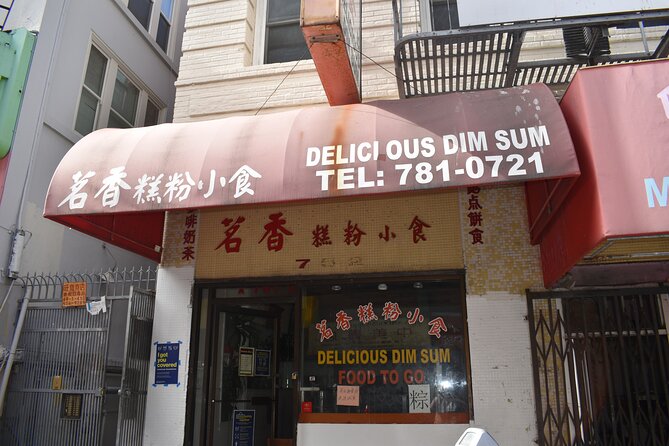 Chinatown Food & History Walking Tour - Small Group - Guides, Group Size, and the Pace You Should Expect
