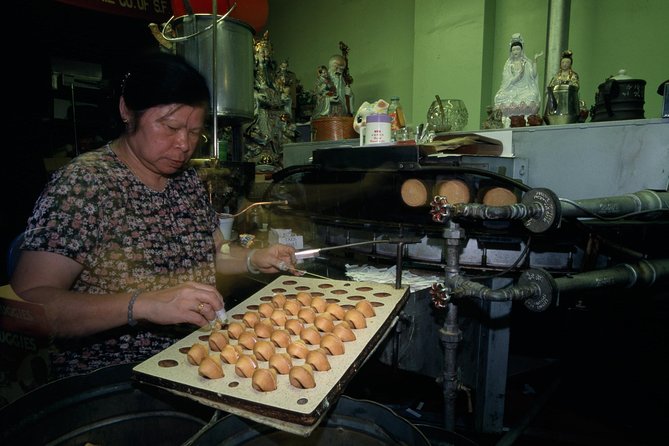 Chinatown Walking Tour: Food, History & Flavor - Tea Tasting at Vital Tea Leaf: Flavor Lessons You Can Reuse Later