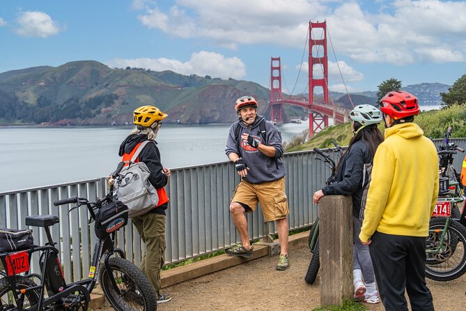 Electric Bike Tour De San Francisco - Riding to Alamo Square for the Painted Ladies Skyline Shot