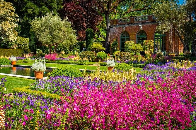 Filoli House & Garden - Trolls: Save the Humans, timing your hunt for best results