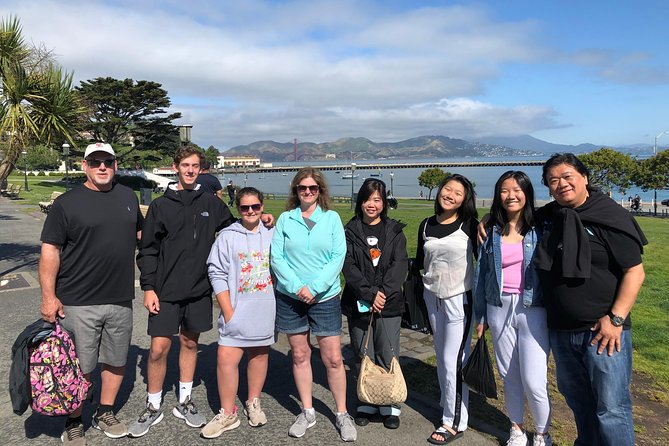 Fisherman's Wharf Walking Tour - Ghirardelli Square and the Golden Gate Bridge photo moment