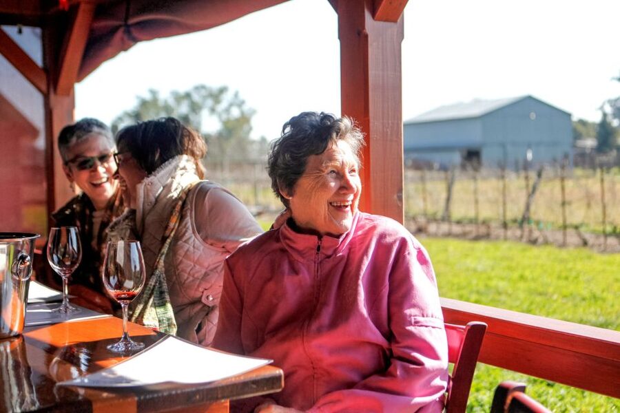 From San Francisco: Muir Woods & 3 Wineries in Napa & Sonoma - Who this tour suits best