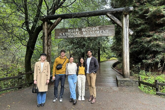 Half-Day Muir Woods & Sausalito Tour with Entry Ticket Included - Bus Comfort, Group Size, and Guide Styles on This Route