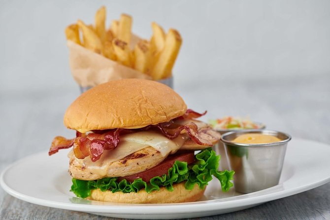 Hard Rock Cafe San Francisco - Families, couples, and the right kind of expectations