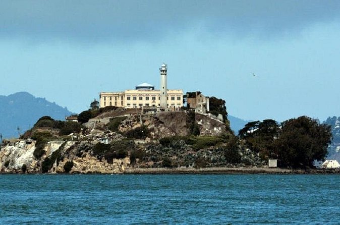Inside Alcatraz and Two Hour Bike Rental: Same Day - How Much Time You Need for a Real San Francisco Bike Day