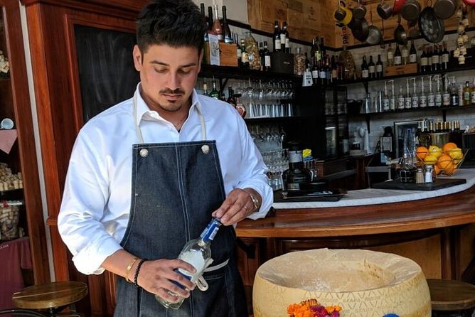 North Beach & Little Italy Walking Tour: Food, History & Flavor - Old-school flavors at Molinari Delicatessen and Stella Pastry