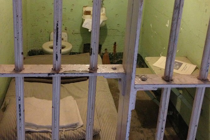 Official Alcatraz Island Prison Tour and San Francisco Bay Cruise - Pier 39 bay cruise: see the Golden Gate Bridge from the water