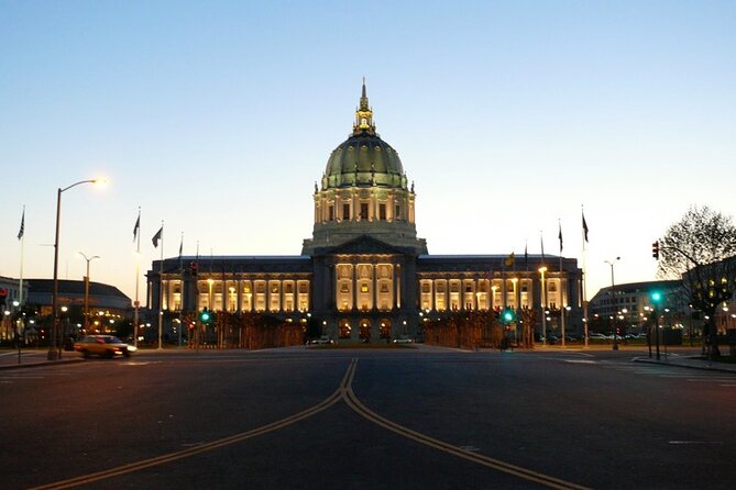 Official Alcatraz Prison Tour + Open-Top Bus Sunset Tour - Using the onboard audio in nine languages effectively