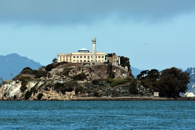 Official Alcatraz Tour and Golden Gate Bridge Bike Ride - Alcatraz Island Admission and the Award-Winning Audio Tour Block