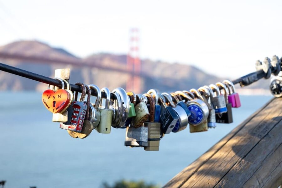 Portrait Session at Golden Gate Bridge SF - Where you meet: East Battery parking and a flexible meet spot