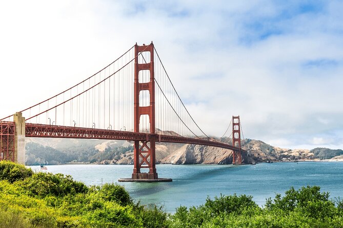 Private San Francisco City Tour and Muir Woods with Sausalito - Golden Gate Bridge, Lands End, Palace of Fine Arts, and Twin Peaks