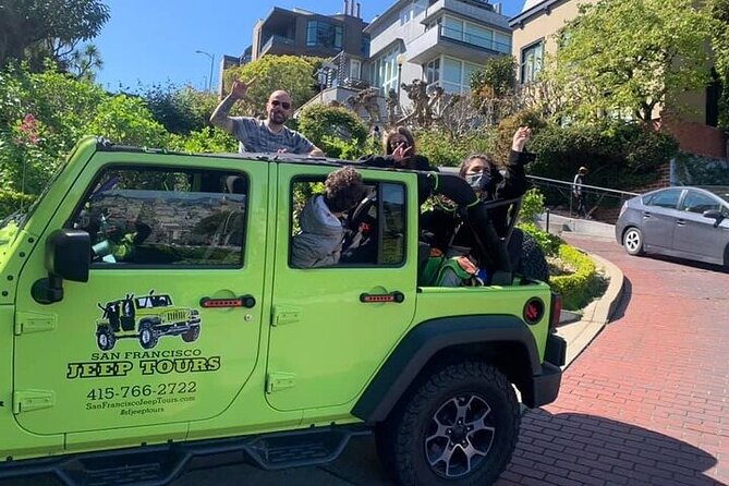 Private San Francisco Sunset Tour – Your Group Only (Max 6) - Chinatown, Dragon Gate, and North Beach to Little Italy in One Motion