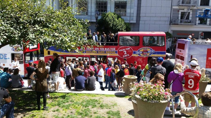 San Francisco: 2 Day Hop-On Hop-Off 20-Stop Deluxe Bus Tour - How the Hop-On Hop-Off Rhythm Works