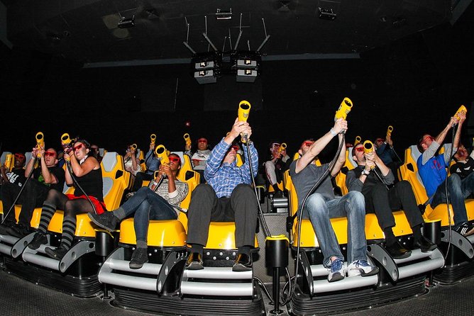 San Francisco - 7D Ride Experience at PIER 39 - Inside the DarkRide XD Theater: Seats, 3D Glasses, Laser Blasters