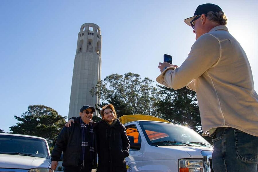San Francisco: Alcatraz Admission + City Highlights Tour - Golden Gate Bridge and Palace of Fine Arts, timed as picture stops