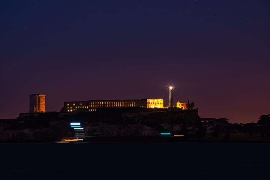 San Francisco: Alcatraz Night Tour with SF Bay Cruise - Pier 33 Check-In: How to Keep the Start Easy