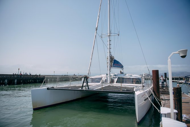 San Francisco Bay Sailing Cruise - Captain commentary and photo moments: how the crew makes it better