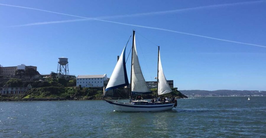 San Francisco: Bay Sailing Tour with Drinks - How the sailing portion actually plays out: from motor-out to sail-on