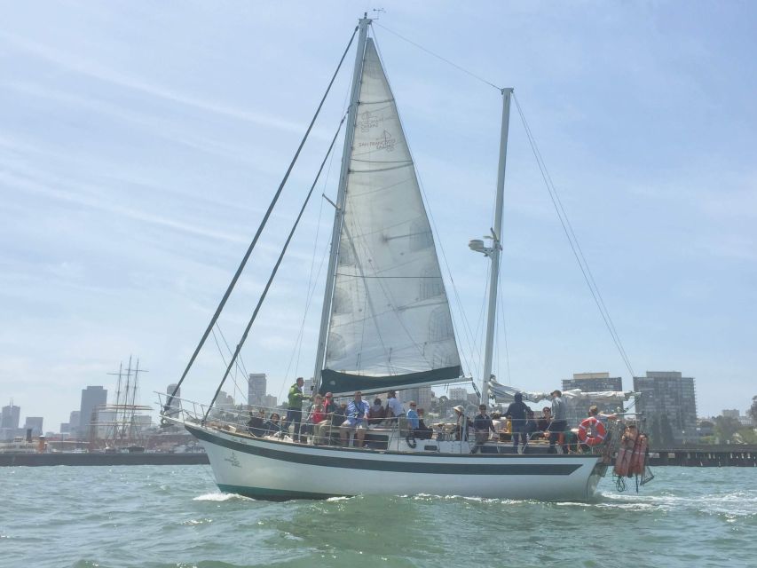 San Francisco: Bay Sailing Tour with Drinks - Alcatraz, Angel Island, Bay Bridge, and Sausalito: the scenic warm-up