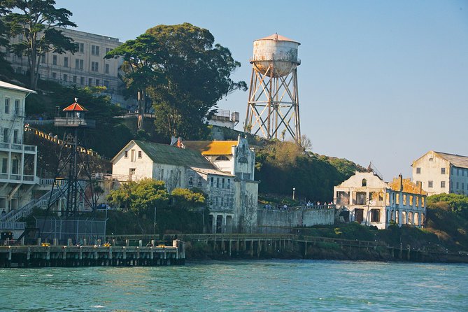 San Francisco: Bridge to Bridge Cruise (90-minutes) - Under the Golden Gate and past Alcatraz, your best photo moments