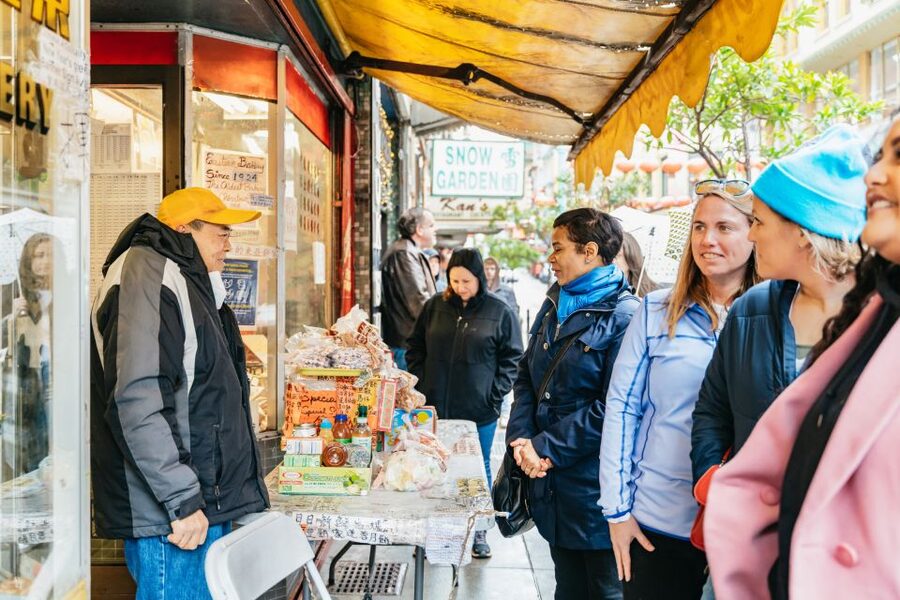 San Francisco: Chinatown Culinary Walking Tour - A Buddhist temple inside a historic cathedral