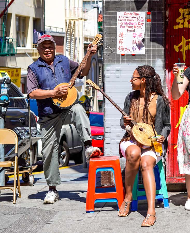 San Francisco: Chinatown Dim Sum and Tea Tour - Bubble Tea and Hidden Alleyways, The Stories Between the Doorways