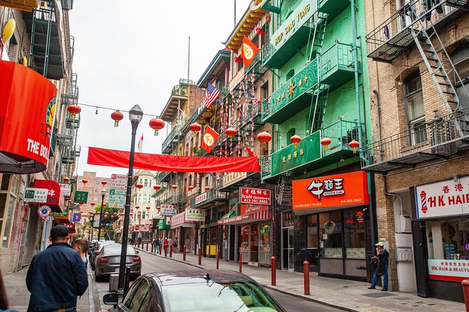 San Francisco Chinatown Walking Tour - Stockton Street Food Markets: Seafood, Exotic Ingredients, and What You Notice First