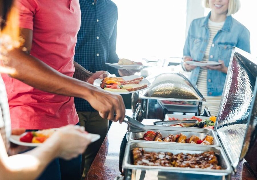 San Francisco: Christmas Day Buffet Brunch or Dinner Cruise - What You Get on a 2-Hour Christmas Day San Francisco Bay Cruise