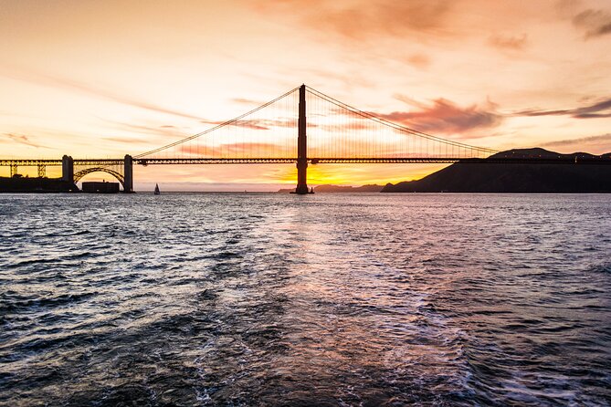 San Francisco City Lights Cruise (2-hours) - Pier 43 1/2 to the first views, without the hassle