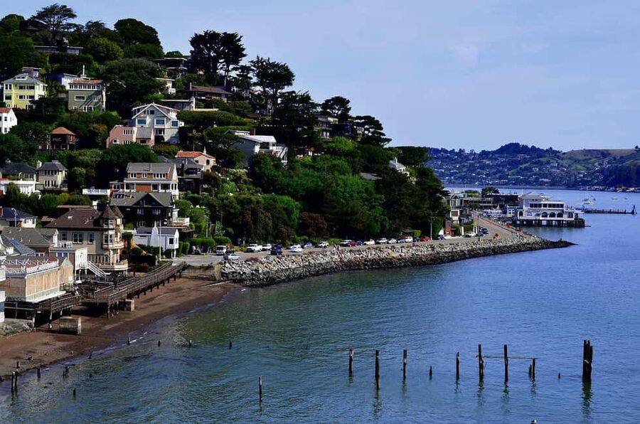 San Francisco: Electric Bike Rental with Helmet and Lock - The Classic Route: Golden Gate Bridge to Sausalito