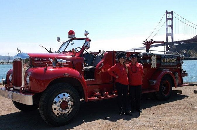 San Francisco Fire Engine Holiday Lights Tour - The guides, narration, and the holiday soundtrack