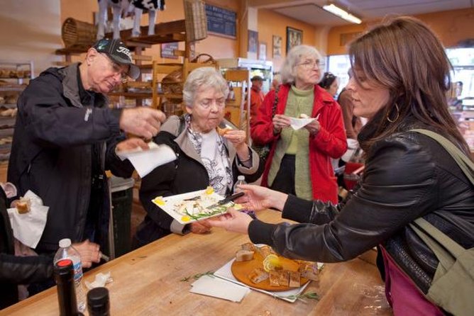 San Francisco Food Tour: Ferry Building and Ferry Plaza Farmers Market - Meeting at 10:00 and Staying Oriented Without Hassle