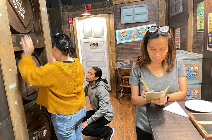 San Francisco: Gangster-Themed Escape Room at PIER 39 - Staff Energy and Guidance: The Hosting That Changes Everything