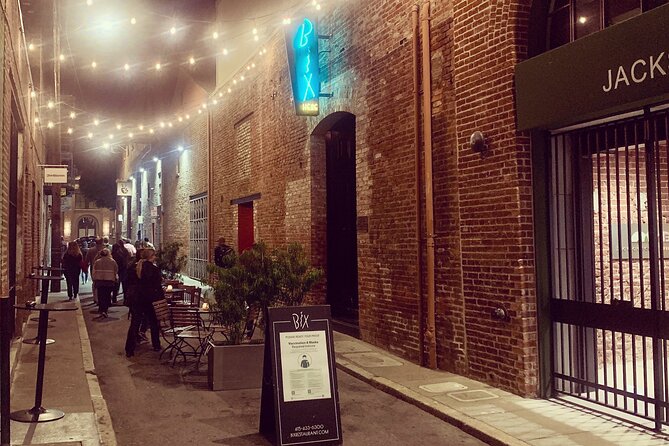 San Francisco Ghost & True Crime Tour - Jackson Square and the Barbary Coast danger stories