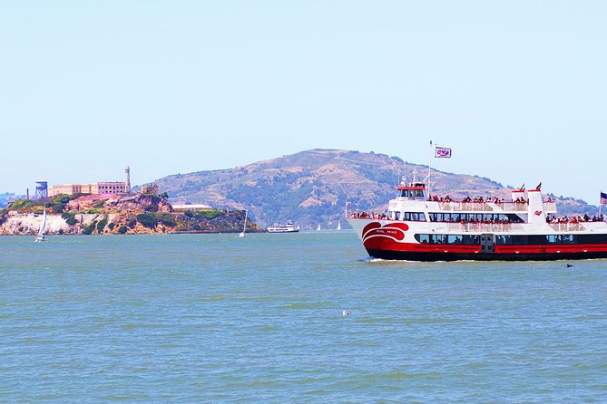 San Francisco: Golden Gate Bay Cruise (60 Minutes) - Returning to the city: Bay Bridge views and Coit Tower