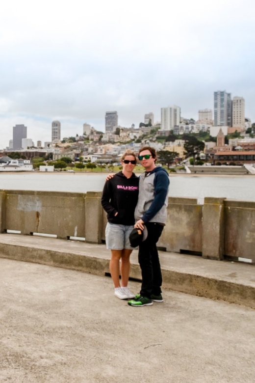 San Francisco: Golden Gate Bridge to Sausalito Cycling Tour - Warming Hut Bookstore & Cafe break: fuel without turning the tour into a lunch quest