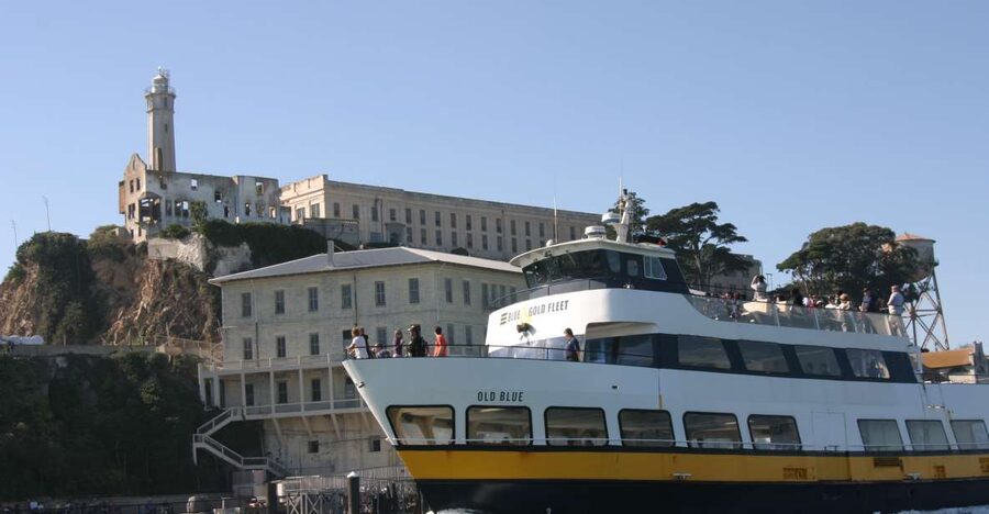 San Francisco: Inside Alcatraz Tour with Bay Cruise - Ferry to Alcatraz: the short ride with big-picture views