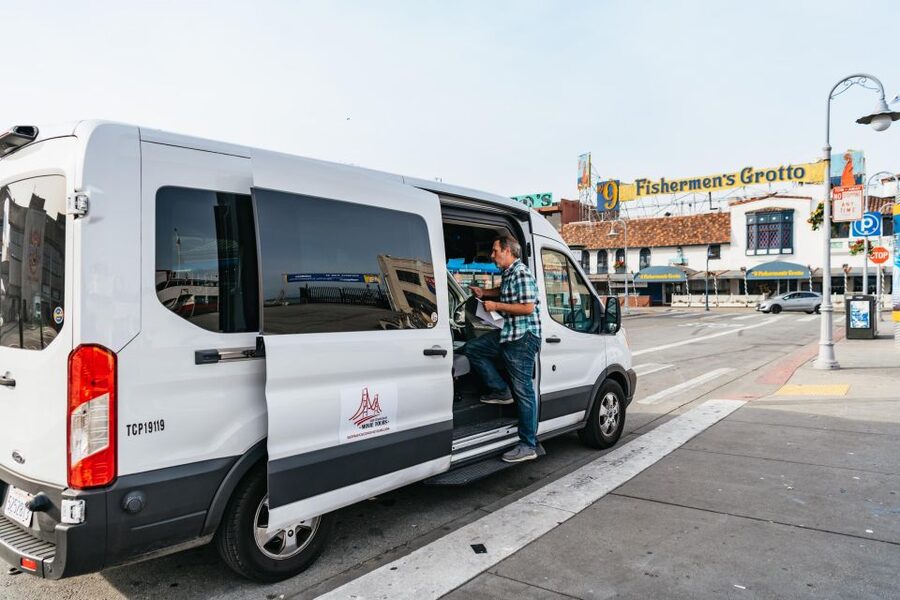 San Francisco: Movie Filming Locations Bus Tour - Who should book this movie filming locations bus tour