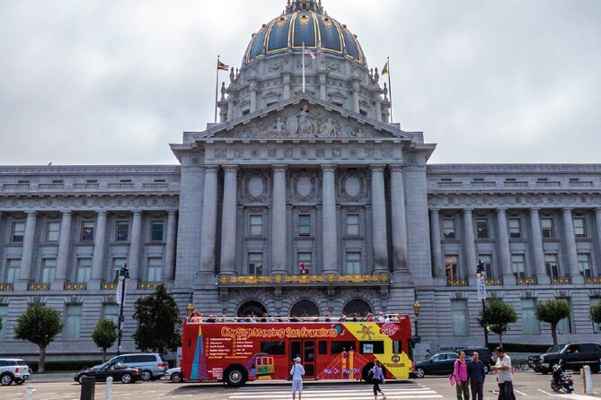 San Francisco Night Tour - Guide narration: what you get, and the sound-seat lesson