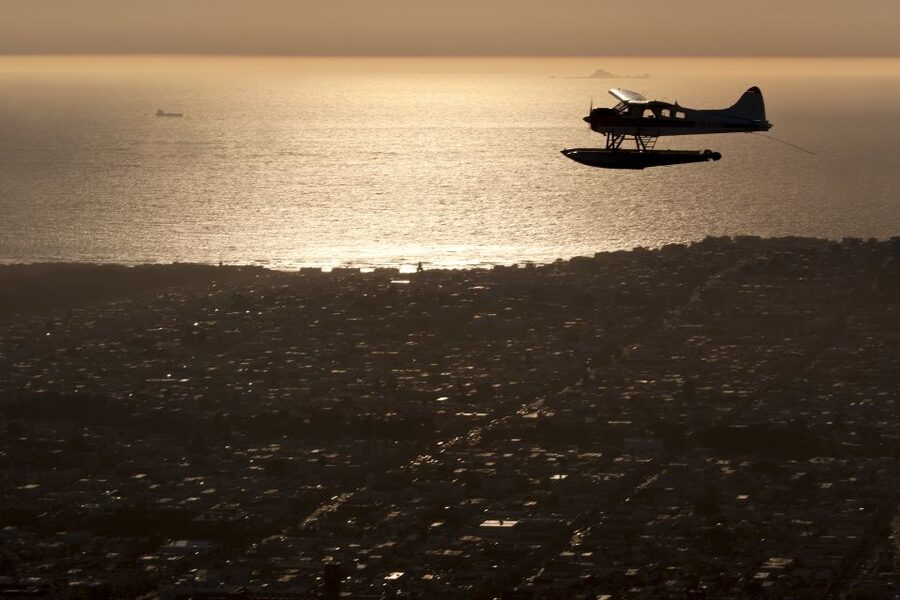 San Francisco: Seaplane Flight with Champagne - GetYourGuide and the guaranteed window seat (the view is the point)