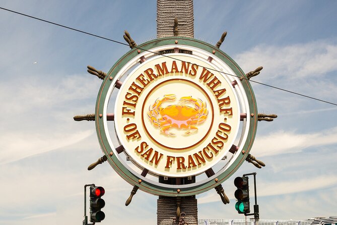 San Francisco Self-Guided Audio Drive: Explore at Your Own Pace - Lombard Street and Telegraph Hill: When Slow Gets You Views