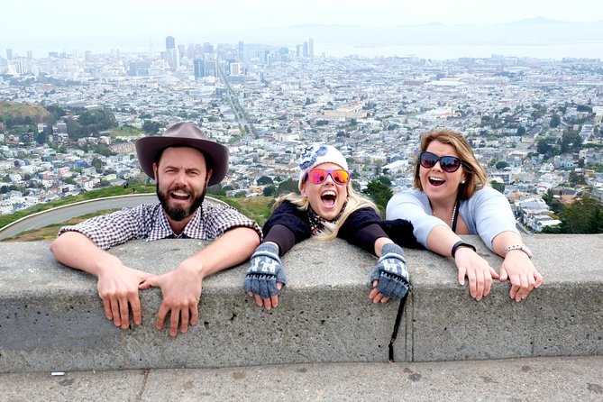San Francisco Small Group Customizable Tour - Haight-Ashbury for Culture and a Quick Lunch Moment