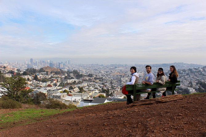 San Francisco Urban Hike: Castro and Twin Peaks - Castro Theatre: the smart place to begin and end