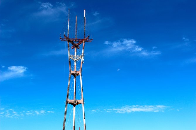 San Francisco Urban Hike: Castro and Twin Peaks - Sutro Tower and the eucalyptus forest walk