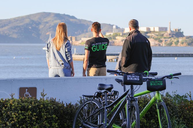 Scenic Golden Gate Bridge to Sausalito Bike Tour - The Golden Gate Bridge moment: 45 minutes to do it right
