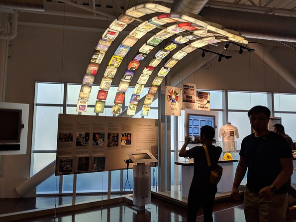 Silicon Valley Tour Private Day Trip from San Francisco - Stop 2: Apple Park Visitor Center for architecture and the retail walk-through