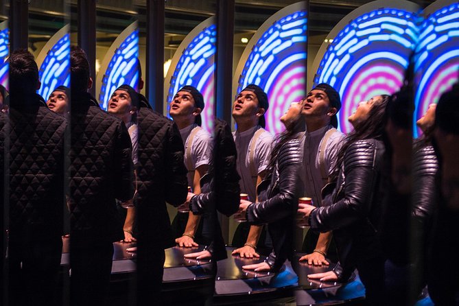 SKIP THE LINE: Exploratorium After Dark Thursdays (18+) Admission - Inside the museum: how the galleries shape your route